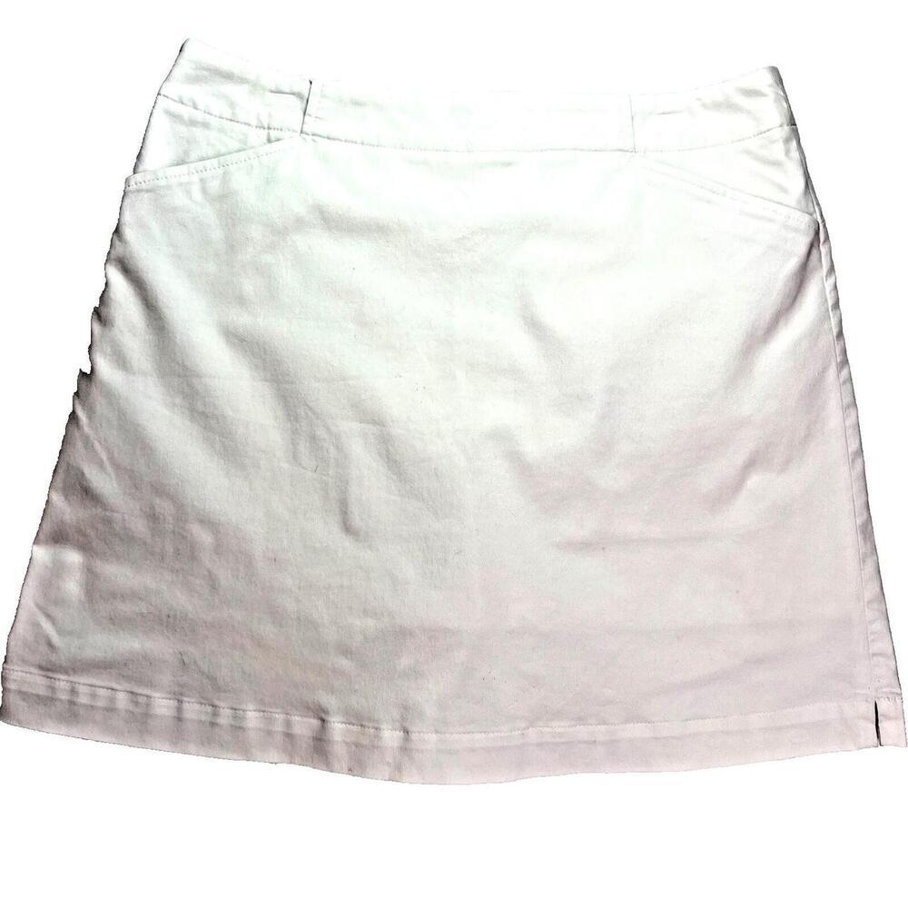 NIKE Skort Womens Size 8 Golf Tennis White Pockets Side Zip Closure